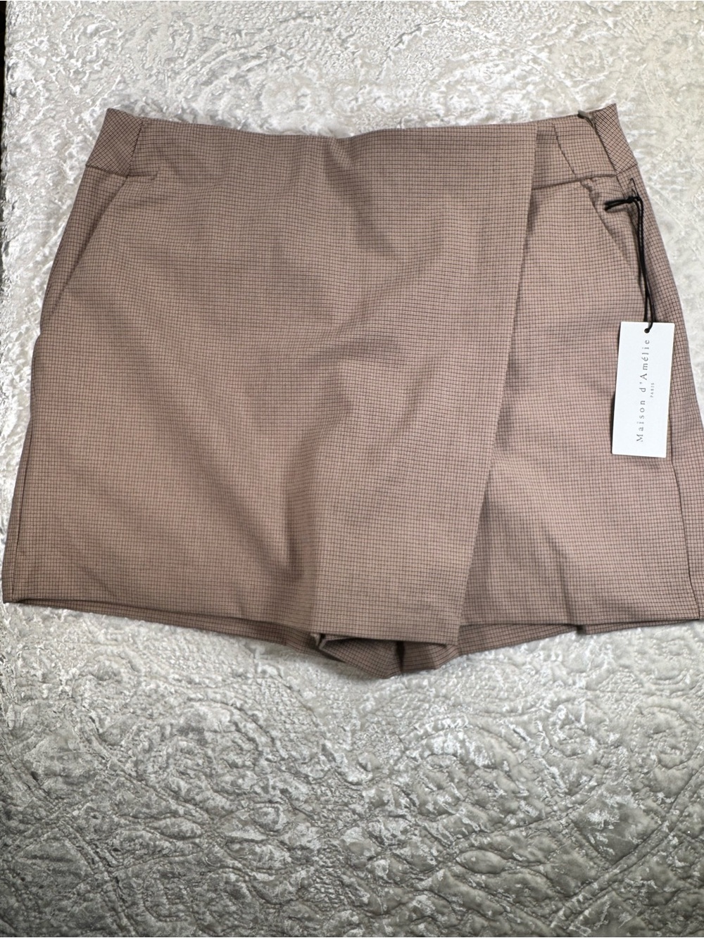 NWT Maison d’Amelie Tan Checked Skort